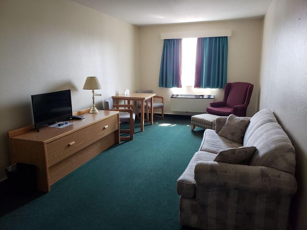 Super 8 By Wyndham Moose Jaw Sk Hotel Kültér fotó